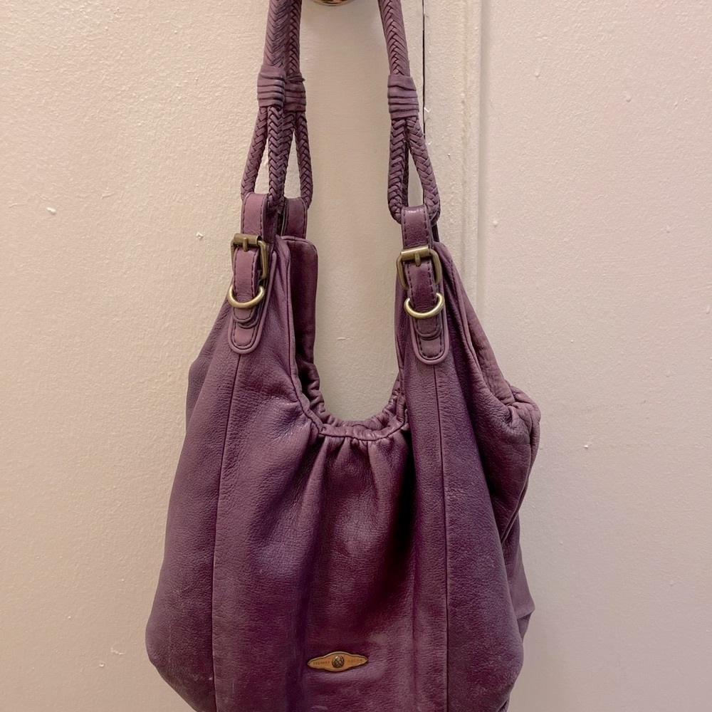 Women bag , leather.Elliott Lucca brand
